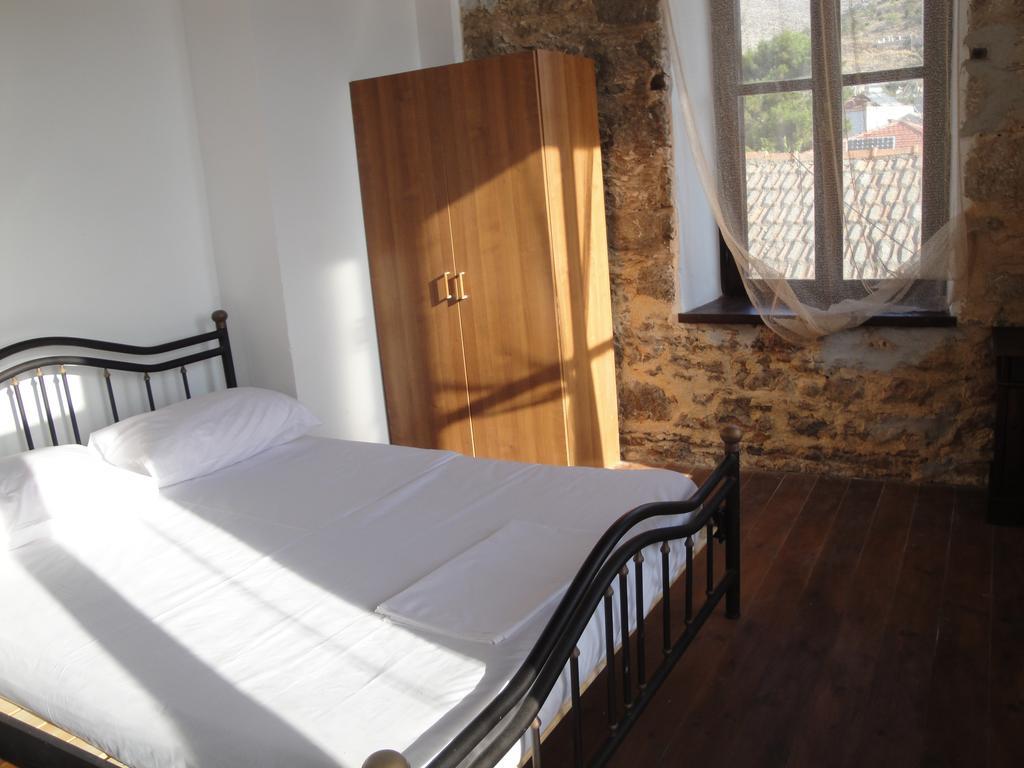 Villa Chrysodimi Chalki Town Zimmer foto